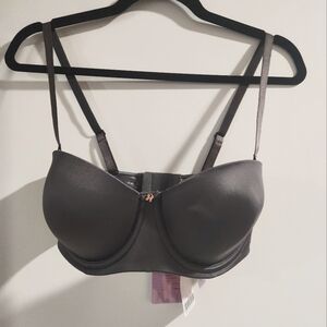 NWT Savage X Fenty 32DD Strapless Bra in Gray
